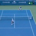 Kakva majstorija: Imamo najlepši potez US Opena (video)