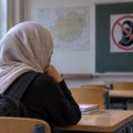 Austrija zabranila marame devojčicama u školama: Nova mera već izaziva polemike