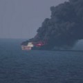 Iran steže omču oko grla sveta: Rekordan broj udara na tankere u Ormuskom moreuzu, izvoz nafte beleži drastičan pad