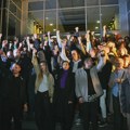 BLOG UŽIVO Femić na protestu ispred redakcije Nova.rs: Ako nam oduzmu pravo da objavljujemo naći ćemo način da vas o tome…