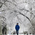 Temperature pale ispod -30, biće još hladnije: Stigli sneg sa grmljavinom, polarni udar i mećava
