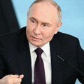 Putin: Ako bi bila ugrožena Rusija bi koristila sve dostupne metode odbrane