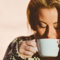 Vašoj kafi možda i ne treba kofein da bi vas probudila, ključ je u navici i moći iščekivanja