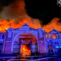 (Foto, video) odesa u plamenu! Brutalni napad, Rusi gađali "srce grada": Gori pijaca stara 200 godina, glavni bulevar u…