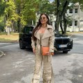 Ceca "puca" u uskim pantalonama, a dekolte jedva "obuzdan": Otkrila da li ide na proslavu sina Viki Miljković