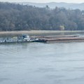 Barža puna amonijum-nitrata potonula na Dunavu: Odmah testirana voda, rezultati nisu dobri!