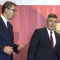 Srbija centar: Vučićeva diletantska politika „ni tamo ni ovamo“ dovela je Srbiju u opasnu situaciju
