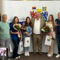 Mlade šampionke streljaštva primljene u Gradskoj kući