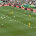 Pogledajte prvi gol na Mundijalu i ludnicu u Meksiku: Neverovatna greška i "suknjica" za golmana Južne Afrike!