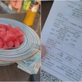 Naručio voćnu salatu u beogradskom restoranu - dobio seckanu lubencu, a račun je stravičan: "Ima voća ko hoće da bere"