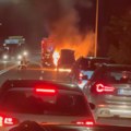 Zapalio se automobil na Zlatiborskom putu: Na licu mesta vatrogasci (video)