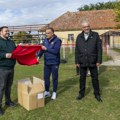 Dodeljeni paketi sportske opreme fudbalskim klubovima sa teritorije grada Subotice