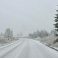 Putari već zasukali rukave u Zapadnoj Srbiji: Palo novih 10 centimetara snega