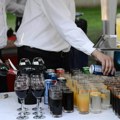 Zašto je ukus pića drugačiji u limenci i plastičnoj flaši? U jednoj je slabiji, a što ga duže pijete to je "gore"