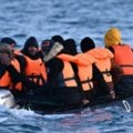 Britanija počela da pritvara migrante koji će biti deportovani u Ruandu