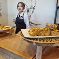Ovo je čuvena srpska pita s mesom koja je zaludela Japance! "Blic Biznis" u Osaki gde i Gugl traži prvo naš restoran (foto)