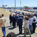 Nema više predaje pasoša na dva mesta: Počeo sa radom sistem "One stop" na prelazu Tabanovce - Preševo