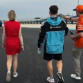 Šetnja novom Moto GP „pistom“ u posebnom društvu (VIDEO)