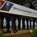 Protestom ispred prostorija SNS u Nišu obeleženo 11 meseci od pada nadstrešnice u Novom Sadu