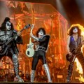 „KISS” slave 50 godina albuma „Alive!” uz nikad pre čute snimke (video)