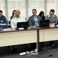„Dok su studenti dobijali batine, on se osmehivao“ – GrađanIN prozvao odbornika SNS-a
