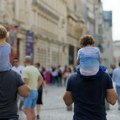Istopolni roditelji u Srbiji: Od surogat majki i donora do birokratksog pakla i straha