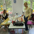 Jedna učenica čuva školu u Sopotnici, Elena i njena učiteljica ne dozvoljavaju da se ugasi seosko odeljenje