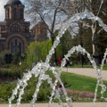 Vrućina pritisla Beograd: Spas kod fontana i česama, cisterne tek iznad 35 stepen