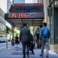 Comcast najavljuje reorganizaciju, akcije skočile za 20 odsto