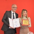 (Foto) Studentima na raspolaganju m:stipendije i stručna praksa: Kompanija m:tel renovirala i opremila računarsku učionicu…