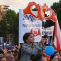 „Rusija je na kolenima, ali još nije izbačena iz Jermenije“: U narednim mesecima moglo bi da dođe do dve krize istovremeno…