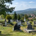 Stanko (72) iz Samoša podigao sebi spomenik za života pa ispod fotografije ostavio poruku od koje zastaje knedla u grlu: "Od…