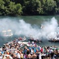 Prelepe slike - narod se okupio na Drini: Počela čuvena regata (foto)