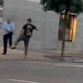 Snimljena tuča u Bulevaru despota Stefana! Zbog saobraćaja obračun sa vozačem GSP! Bruka (video)