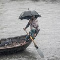 Indija: Kiša paralisala Tamil Nadu, petoro poginulo, stotine zaglavljeno na stanici
