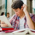 Digitalna pismenost U školama: Važnost uvođenja digitalnih veština i tehnološke edukacije u školski program