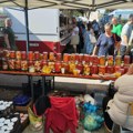 Kurir na Festivalu zimnice u Koceljevi: Ovo su cene za turšiju, ajvar i sirovo povrće, svega ima u izobilju, sjatili se ljudi…