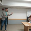 Želja za životom u EU posebno izražena među mladim Albancima na jugu