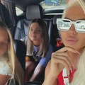 Atina Tošić pokazala manikir, niste videli lepši do sad: Ukombinovala ga je sa londonskim stilom prava je trendseterka
