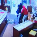 Ukrali nakit vredan više od dva miliona dolara za manje od dva minuta (video)