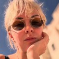 "Žena, majka, domaćica" Naša pevačica postala mama po 4. put u 38. godini: Sada pokazala lice bez šminke