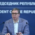 "Porodični sto je mesto gde se okupljaju generacije i gde svi razgovaraju", Vučić čestitao građanima Vaskrs (video)