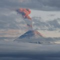 Eruptirao vulkan na Kamčatki, pepeo dostigao visinu od 10,5 km
