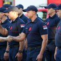 Српски ватрогасци се вратили из мисије у Француској: Дачић и представници амбасаде дочекали хероје у Макишу
