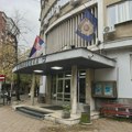 Uz pretnju nožem uzeli auto i novac: Uhapšena dvojica osumnjičenih