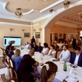 Zrenjaninski digitalni kiosk predstavljen komunalnim preduzećima iz Srbije: Projekat bi mogao da bude model za druga groblja