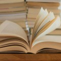 Dugi redovi za učenje italijanskog: Roditelji učenika stranaca, a koji ranije nisu hteli da uče jezik