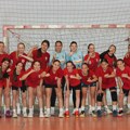 Zlatne devojčice Ž14 u društvu najboljih