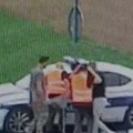 Ivan Matović nasrće na policiju (video)