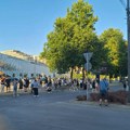 Građani blokirali kružni tok kod Tržnog centra „Delta planet“